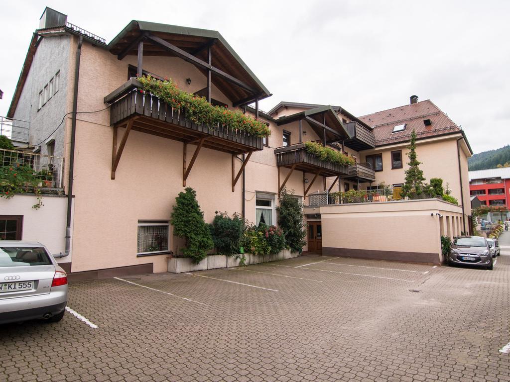 Hotel Restaurant Alte Linde Bad Wildbad Εξωτερικό φωτογραφία