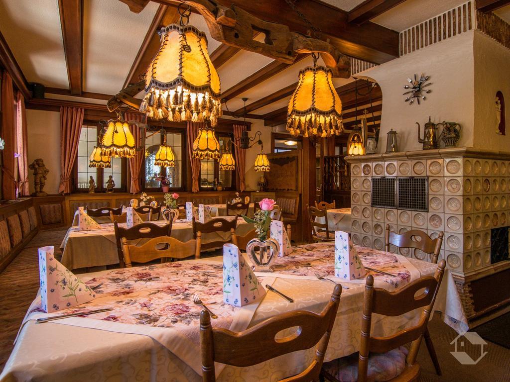 Hotel Restaurant Alte Linde Bad Wildbad Εξωτερικό φωτογραφία