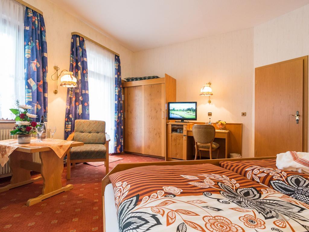 Hotel Restaurant Alte Linde Bad Wildbad Εξωτερικό φωτογραφία