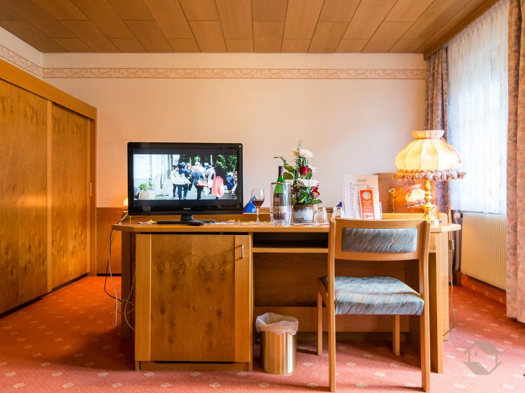 Hotel Restaurant Alte Linde Bad Wildbad Εξωτερικό φωτογραφία